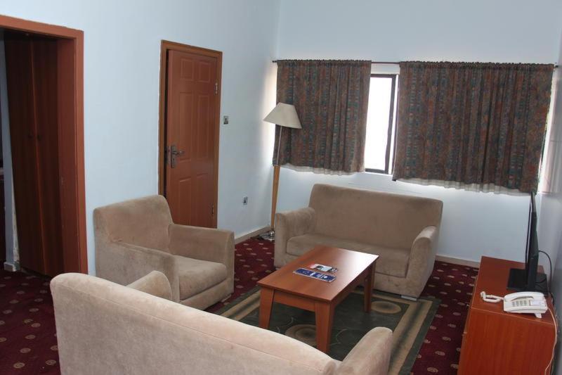 Grand Ibro Hotel Annex Ankuru Exterior photo